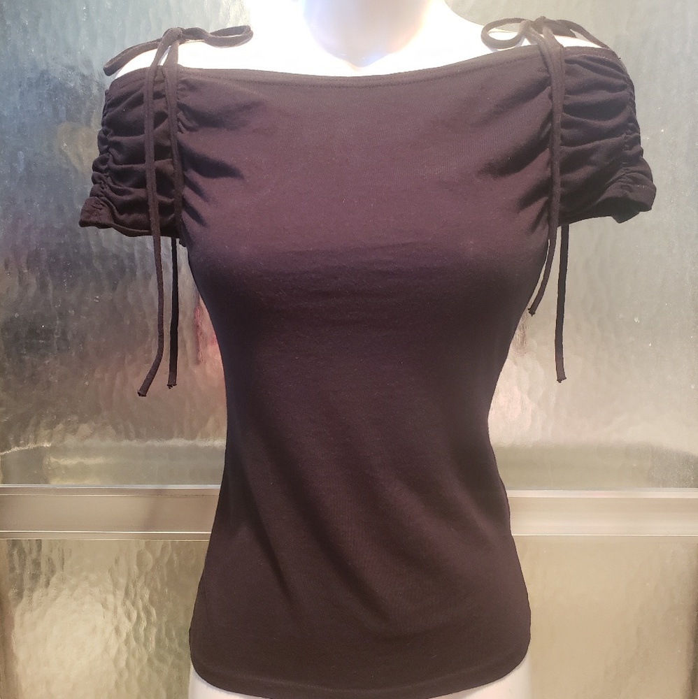 DKNY Off The Shoulder T-Shirt Size XS